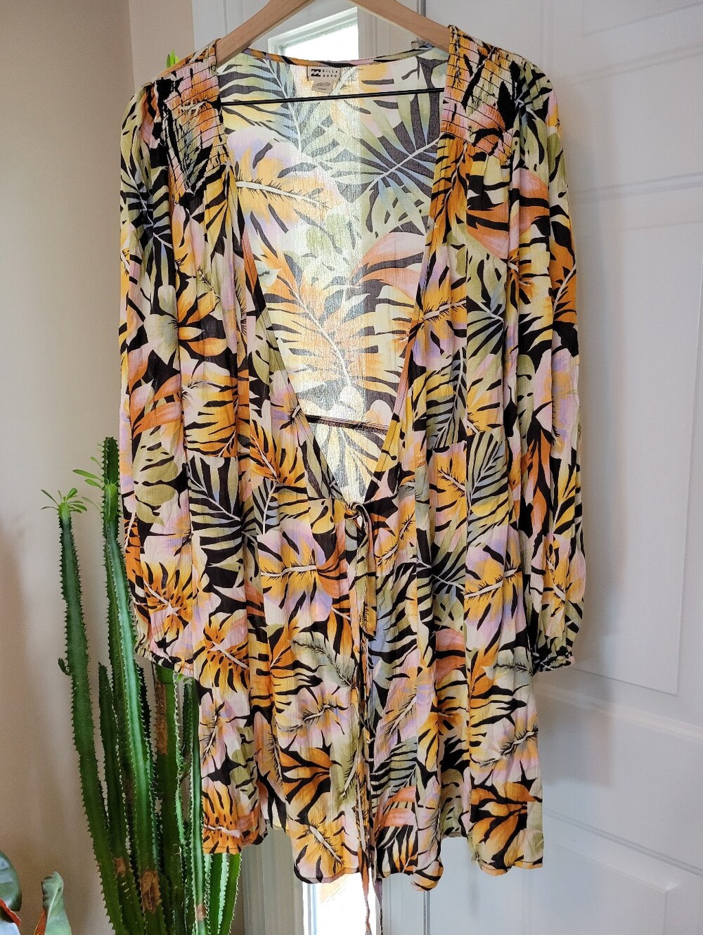 NWT Billabong Spring Romance Floral Wrap Dress, Size Womens Large NEW